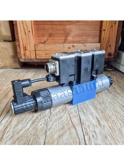 วาล์วควบคุมแบบพรอพอร์ชันนัล Rexroth รุ่น 4WREE series