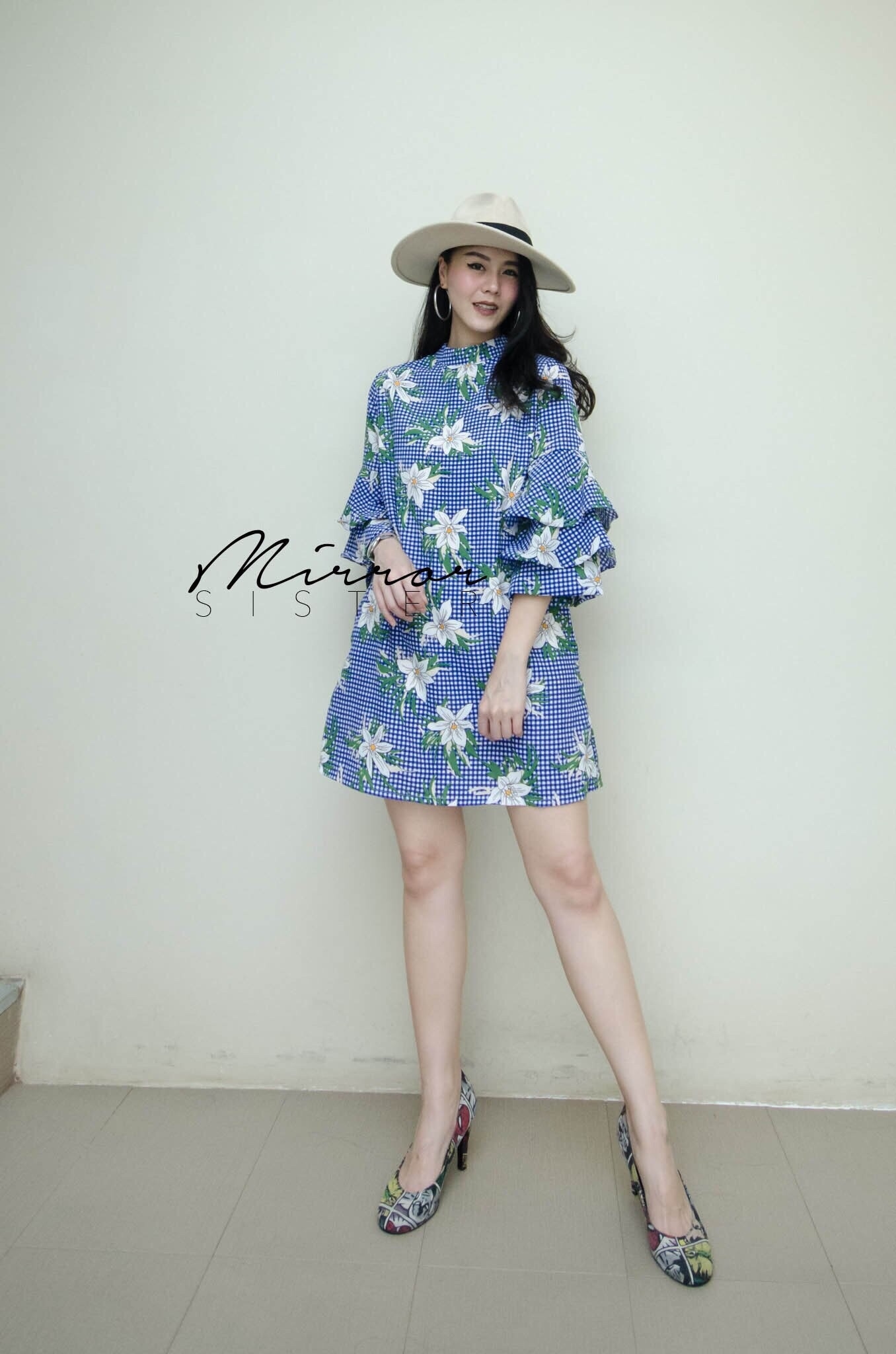 เดรสเกาหลี พร้อมส่ง เดรส พื้นตารางลายดอก
