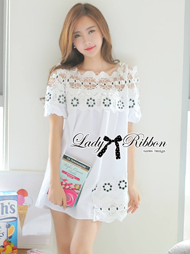 พร้อมส่ง เสื้อผ้าคอตตอนตกแต่งผ้าลูกไม้ปักสีขาว