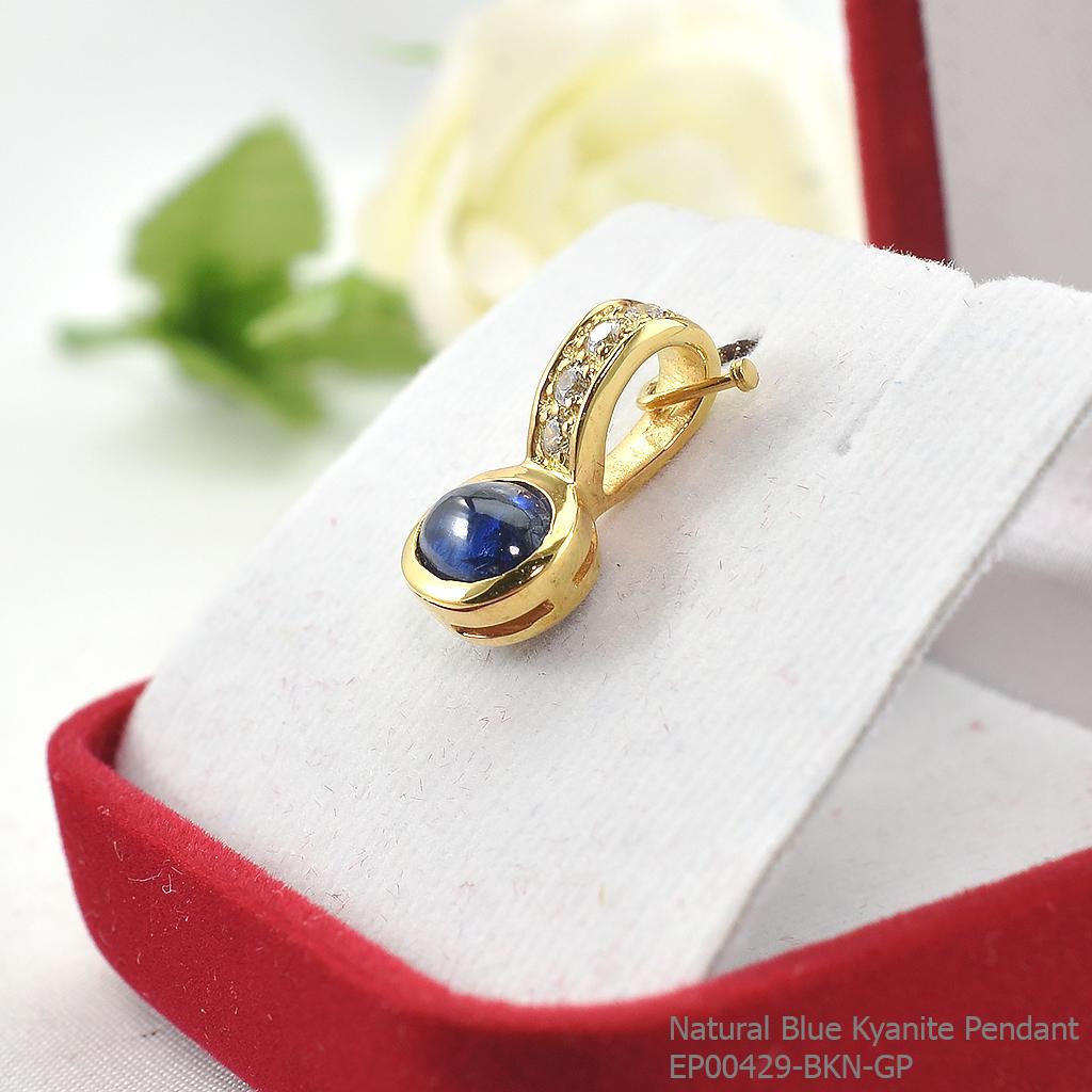 SKJewelryFactory EP00429-BKN-GP จี้เงินแท้ พลอยบลูไคยาไนต์แท้และเพชร มีตำหนิตามธรรมชาติ ชุบทอง 1 ไมครอน