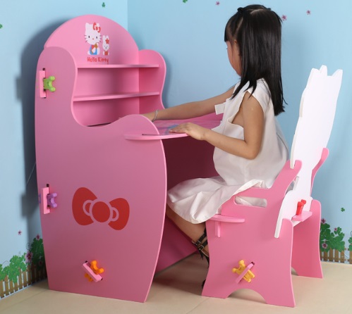 ชุดโต๊ะนักเรียนคิตตี้ สินค้าพรีออเดอร์