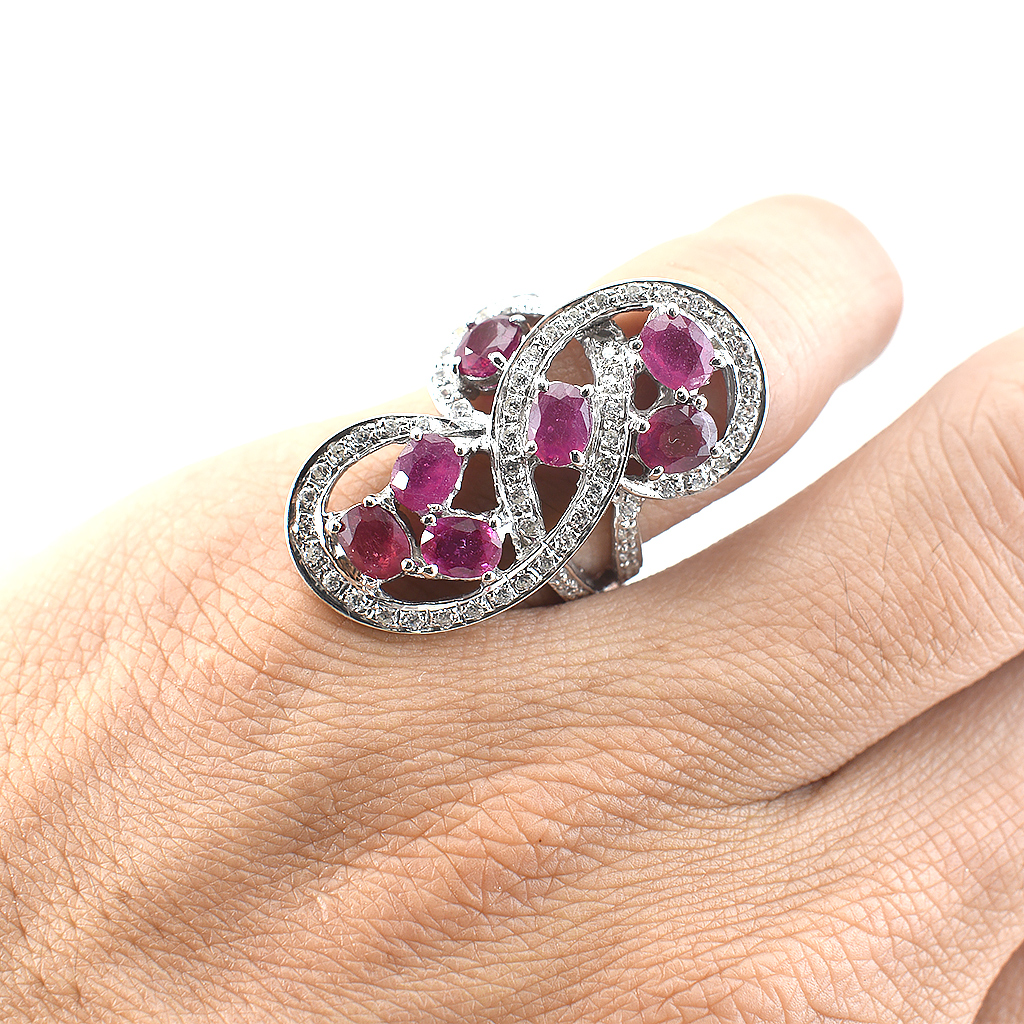 SKJewelryfactory แหวนเทับทิมแท้ ดีไซน์สวยเก๋หรูหรา ER01321-RBY