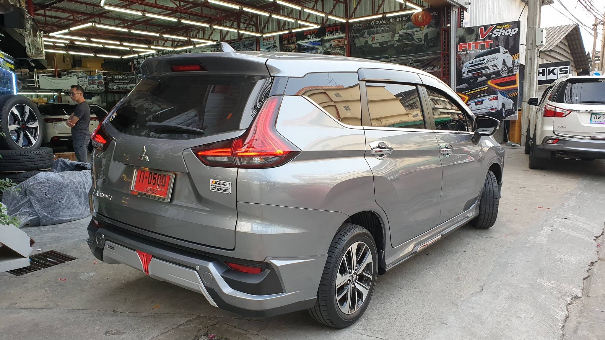 ชุดแต่ง Xpander ทรง Smart X พร้อมไฟทับทิมท้าย( ไม่มีท่อ) ชุด 4ชิ้น