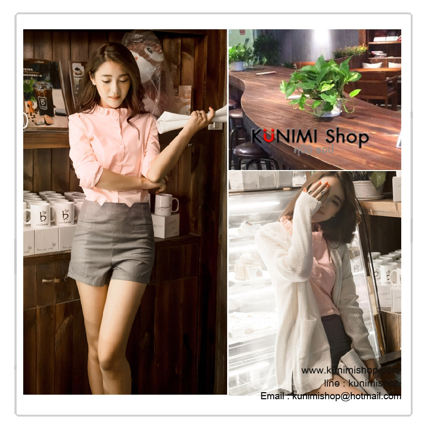  เสื้อเชิ้ต คอเต๋าระบาย แขนยาว กระดุมผ่าหน้า ใส่ได้หลายโอกาสคะ Size : M ( รอบอกไม่เกิน 35 นิ้วคะ) เนื้อผ้า : ผ้าฝ้ายคุณภาพสูง มี 4 สี : สีขาว , สีดำ , สีฟ้า , สีชมพู