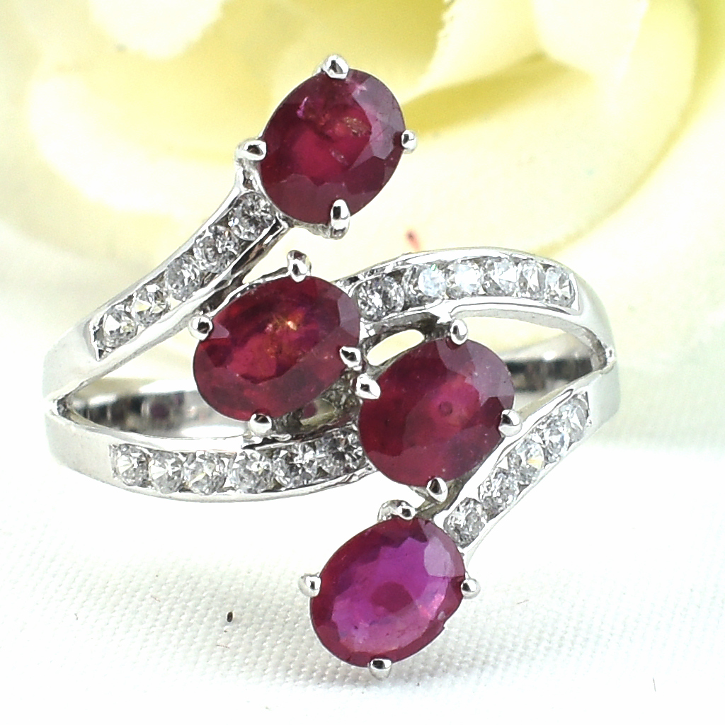 SKJewelryfactory แหวนเงินแท้ 92.5% ฝังพลอยทับทิมแท้ ดีไซด์หรูหรา ER00836-RBY