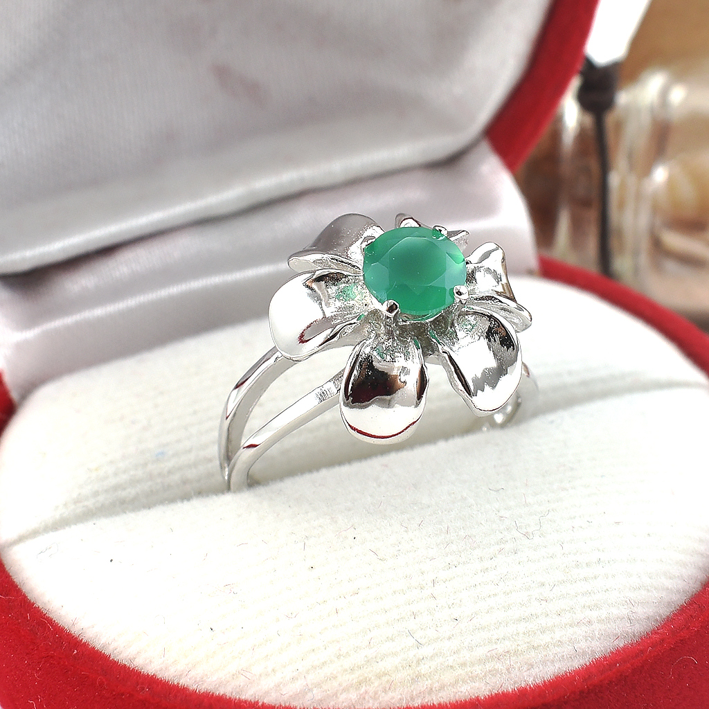 SKJewelryFactory แหวนดอกไม้ พลอยกรีนอะเกทแท้ ตัวเรือนเงินแท้ ER02394-GAG