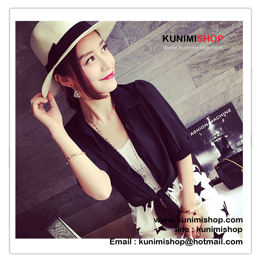 เสื้อกล้าม สายเดี่ยว เสื้อซับใน มีฟองน้ำซับใน ด้านหลัง ดีไซด์ สวยเก๋ จะใส่เดี่ยวๆ หรือ จะมีเสื้อทับก็ดูดีคะ รอบอกไม่เกิน 35 นิ้ว / มี 2 สี ขาว , ดำ 