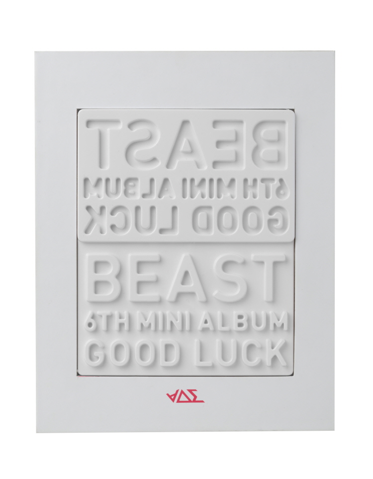 [Pre] Beast : 6th Mini Album - Good Luck (+ Member Random Lips Card) (White Ver.) +Poster