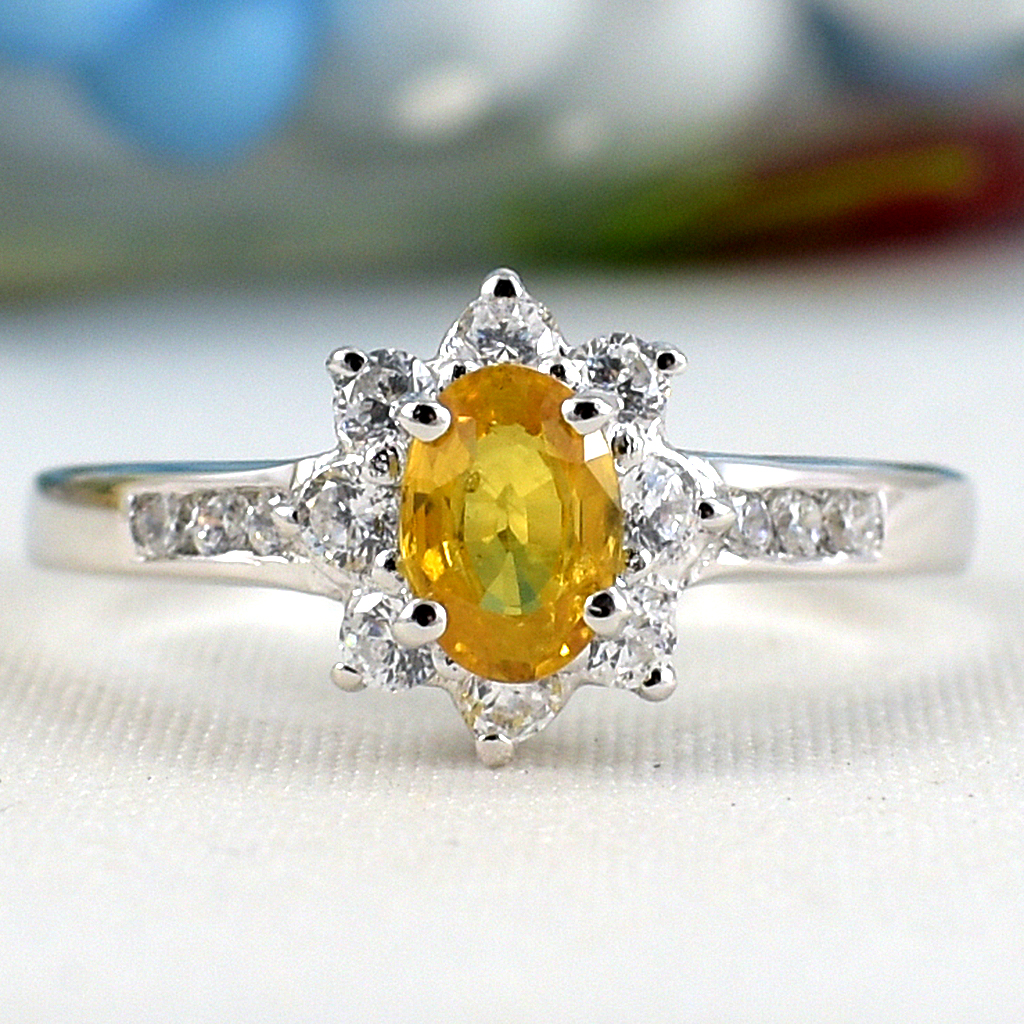 SKJewelryfactory แหวนเงินแท้ ฝังพลอยบุษราคัมแท้ สไตล์น่ารัก เรียบหรู ER00663-YSA