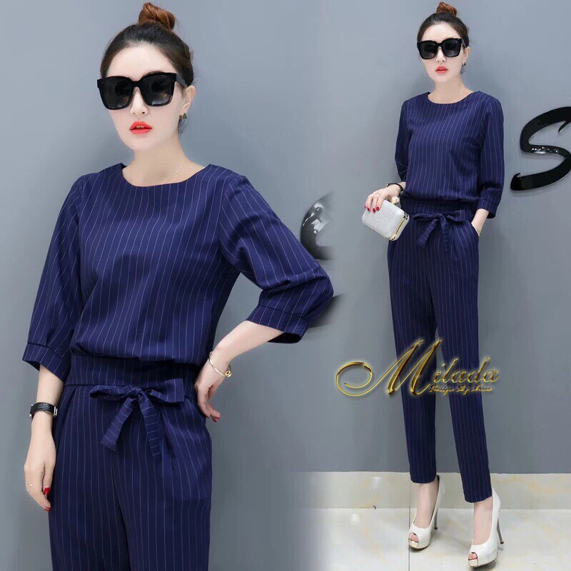 เสื้อผ้าเกาหลี พร้อมส่ง เสื้อคอกลม แขน5ส่วน+กางเกงขายาว