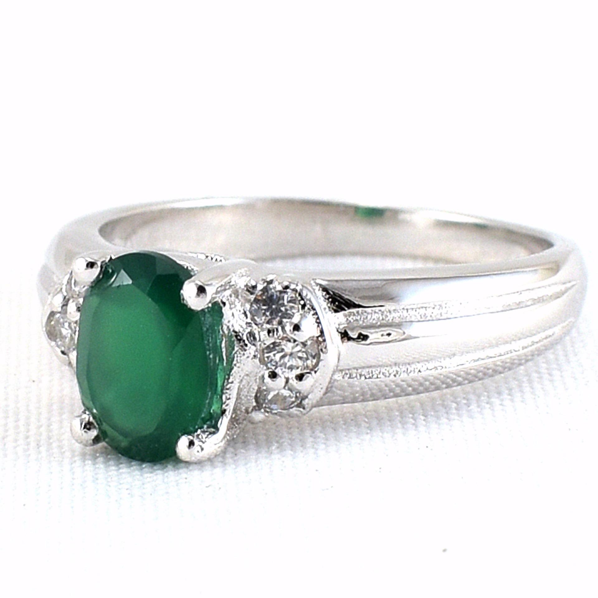SKJewelryFactory แหวนเงินแท้ พลอยกรีนอะเกทแท้ล้อมเพชร พลอยสีเขียวขุ่นโปรางแสง ER02346-GAG