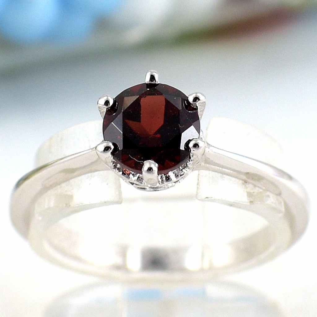 SKJewelryFactory แหวนชู แหวนพลอยโกเมนแท้ กระเปาะชูพลอยเป็นรูปหัวใจน่ารักมาก ER00795-GAN