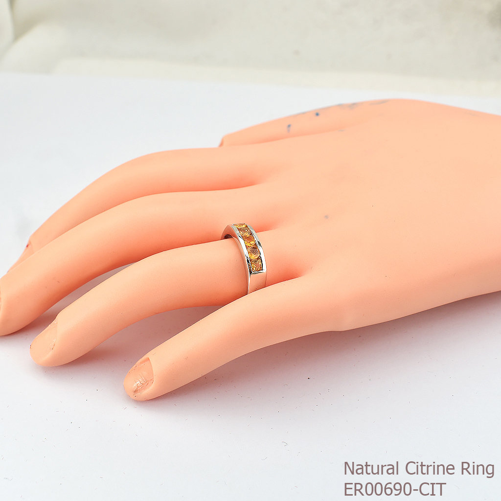 SKJewelryfactory แหวนเงินแท้ 92.5% ฝังพลอยซิทรินแท้ สไตล์แหวนแถว เรียบหรู ER00690-CIT