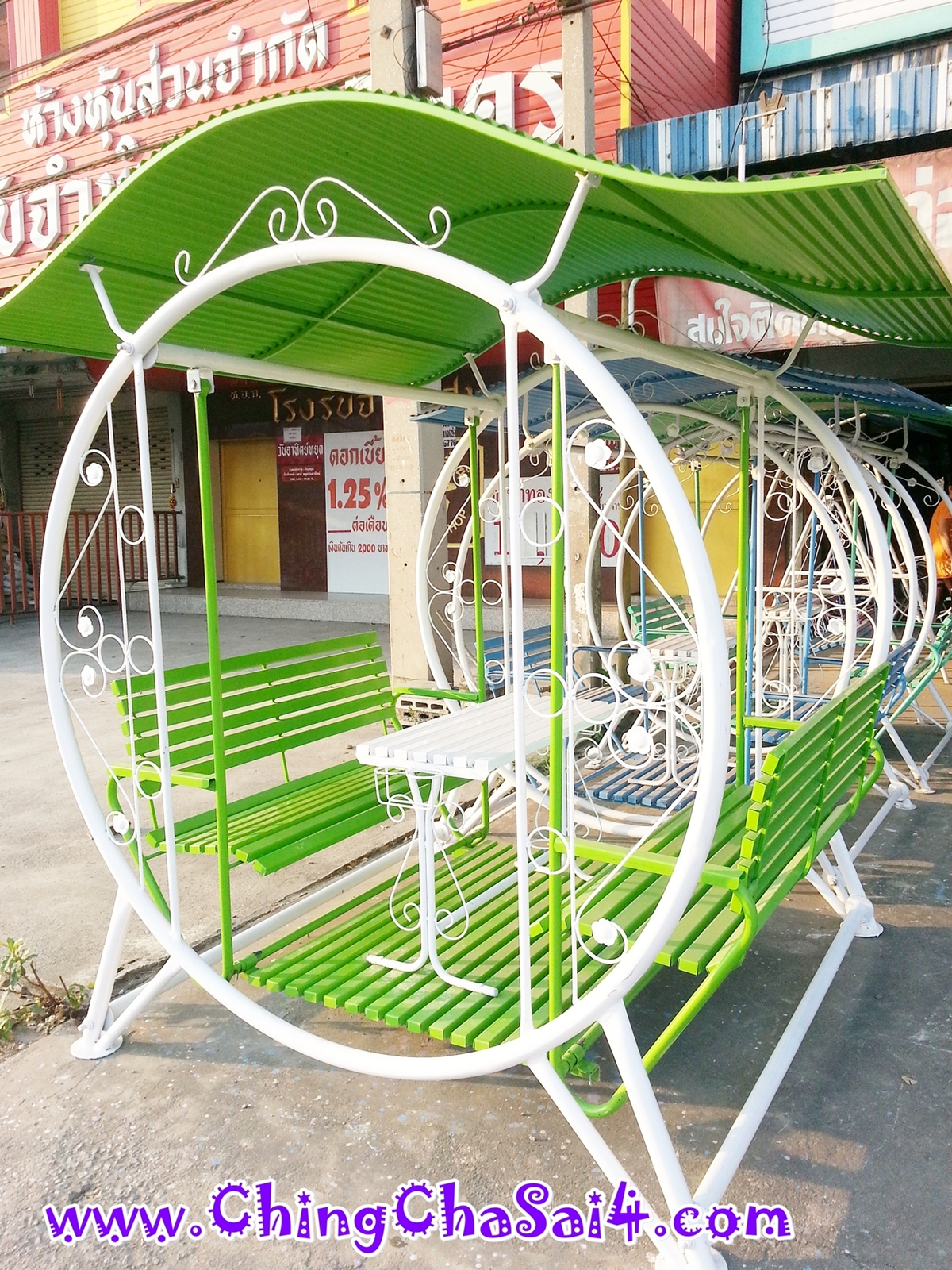 ชิงช้าใหญ่พิเศษมีหลังคา (แบบกลม)