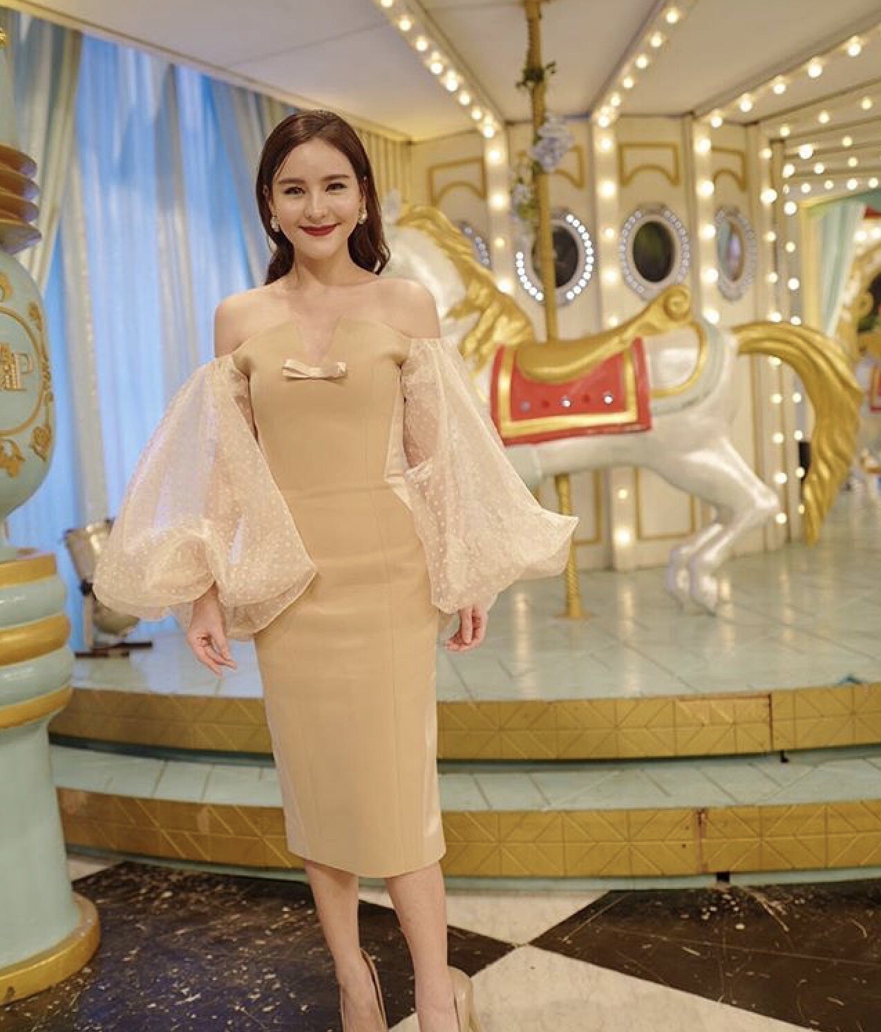 เดรสแฟชั่น พร้อมส่ง Dress เกาะอกปาดไหล่