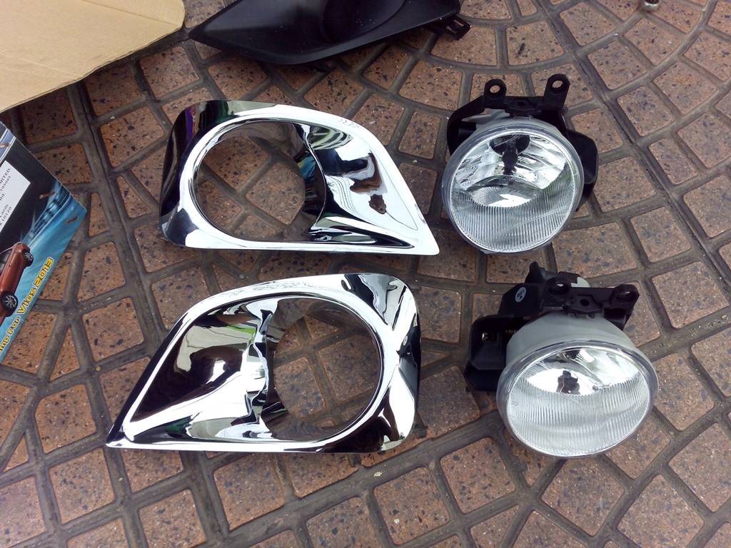 ไฟตัดหมอก VINJET ตรงรุ่น Vios 2013 กรอบโครเมี่ยม