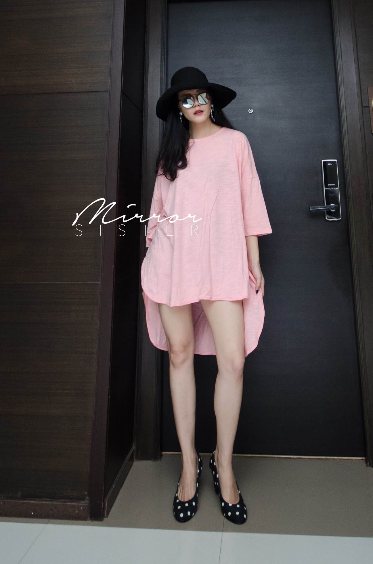 เสื้อเกาหลี พร้อมส่ง เสื้อยืด สีพื้น หน้าสั้นหลังยาว