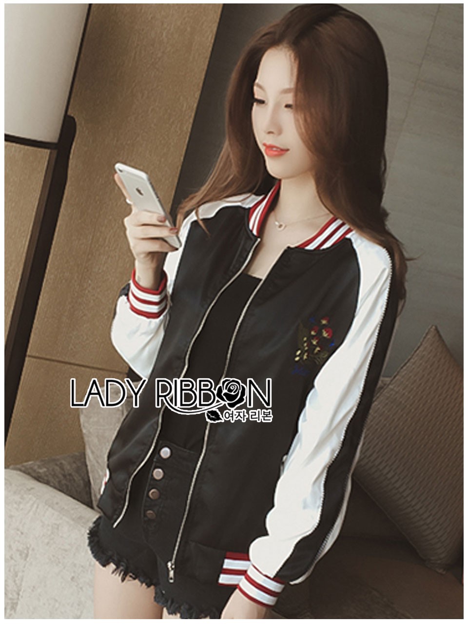 พร้อมส่ง บอมเบอร์แจ็กเก็ตปักลาย