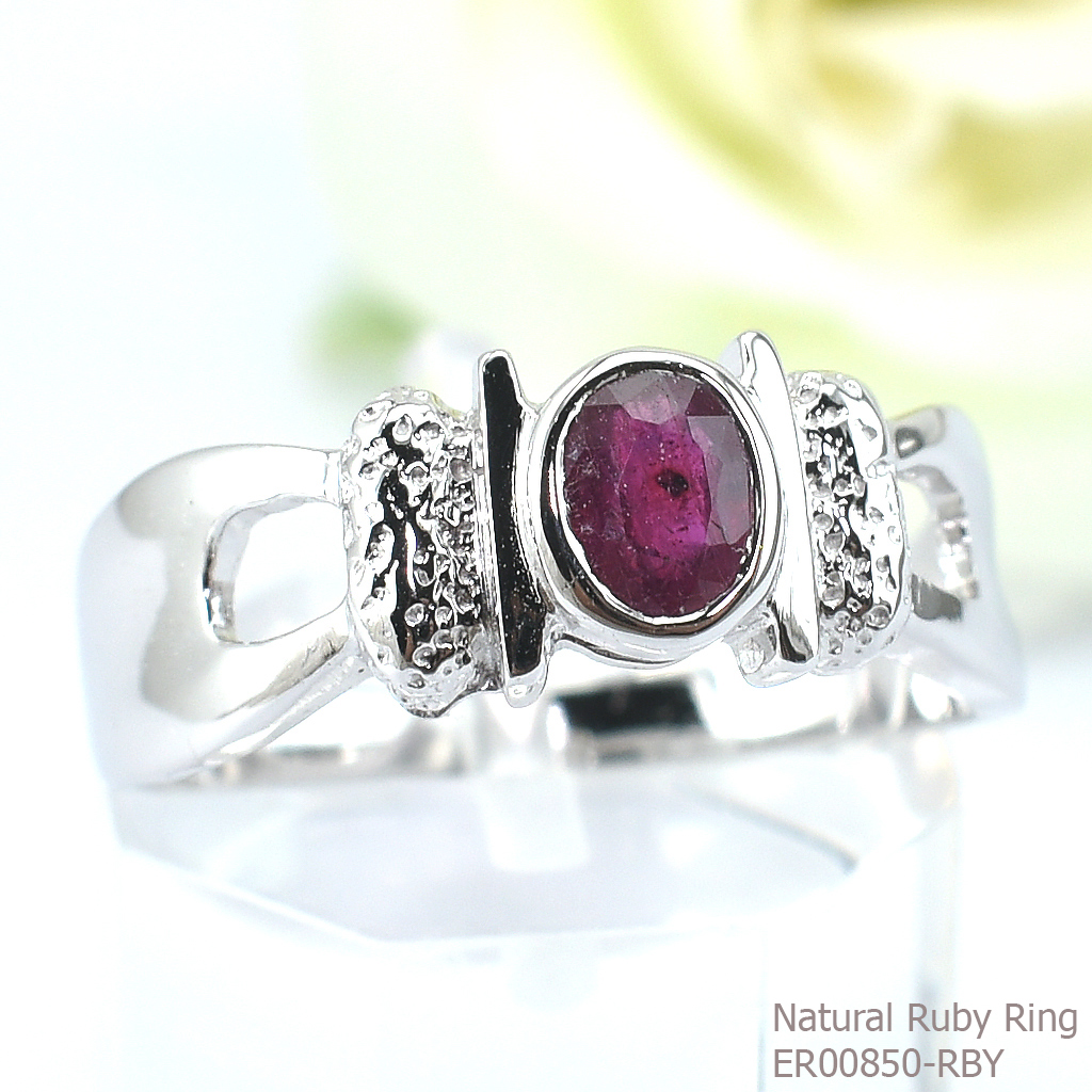 SKJewelryfactory แหวนทับทิมแท้ แหวนพลอยเม็ดเดี่ยว ดีไซน์ทันสมัย ER00850-RBY