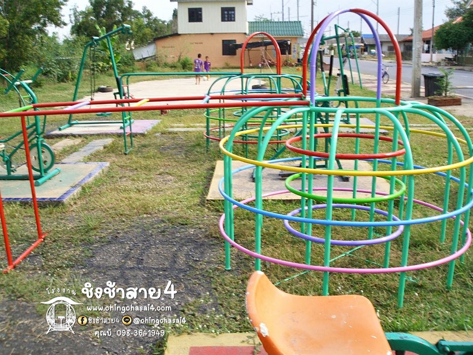 ปีนป่ายสุ่มไก่ใหญ่+บาร์โหน