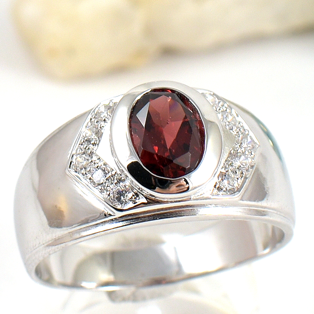 SKJewelryFactory แหวนเงินแท้ 92.5% ฝังพลอยโกเมนแท้ MR00570-GAN