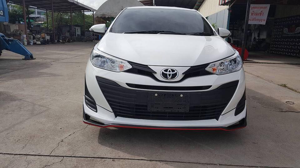 ชุดแต่ง New Yaris ATIV Rider 5ชิ้นพร้อมสปอยเลอร์แนบ