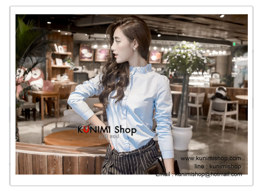  เสื้อเชิ้ต คอเต๋าระบาย แขนยาว กระดุมผ่าหน้า ใส่ได้หลายโอกาสคะ Size : M ( รอบอกไม่เกิน 35 นิ้วคะ) เนื้อผ้า : ผ้าฝ้ายคุณภาพสูง มี 4 สี : สีขาว , สีดำ , สีฟ้า , สีชมพู