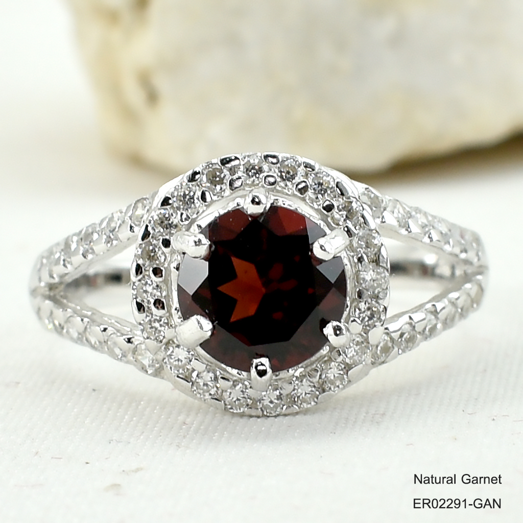 SKJewelryFactory แหวนโกเมนแท้ พลอยทรงกลม เนื้อพลอยสะอาด สีพลอยสวยมาก ER02291-GAN