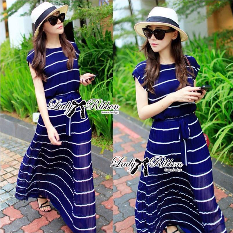 พร้อมส่ง แม็กซี่เกาหลีลายขวางสีน้ำเงินแถบขาว