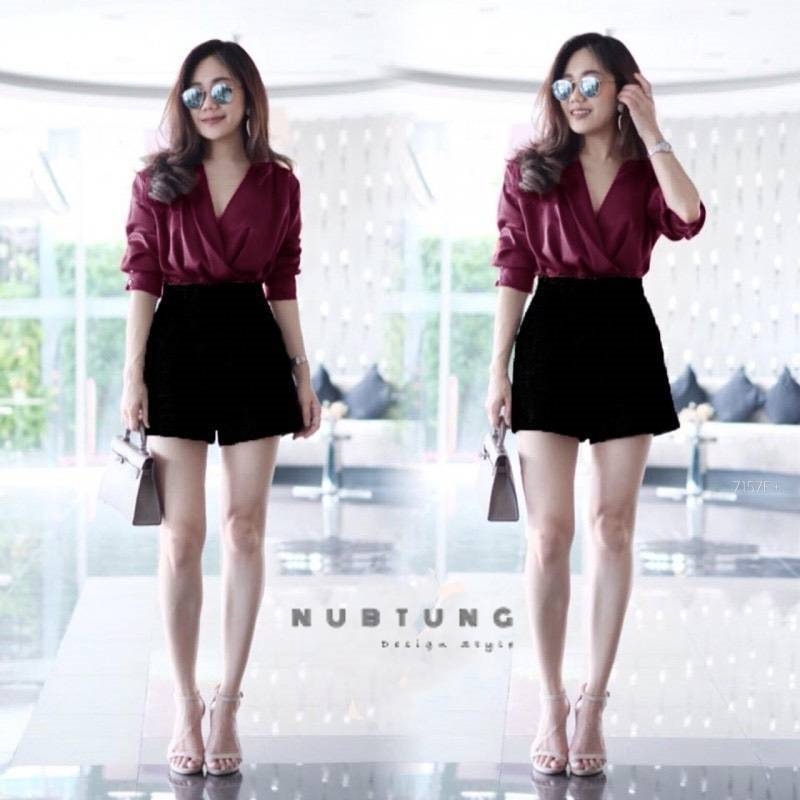 เสื้อผ้าเกาหลี พร้อมส่ง Set เสื้อคอวีไขว้หน้า