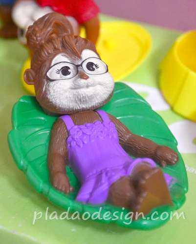 2012 McDonald's แมคโดนัลด์ ของเล่น ของสะสม Alvin and The Chipmunks 3 ออกเมื่อ มีนา 55 อยู่ในแพ็คค่ะ MIP