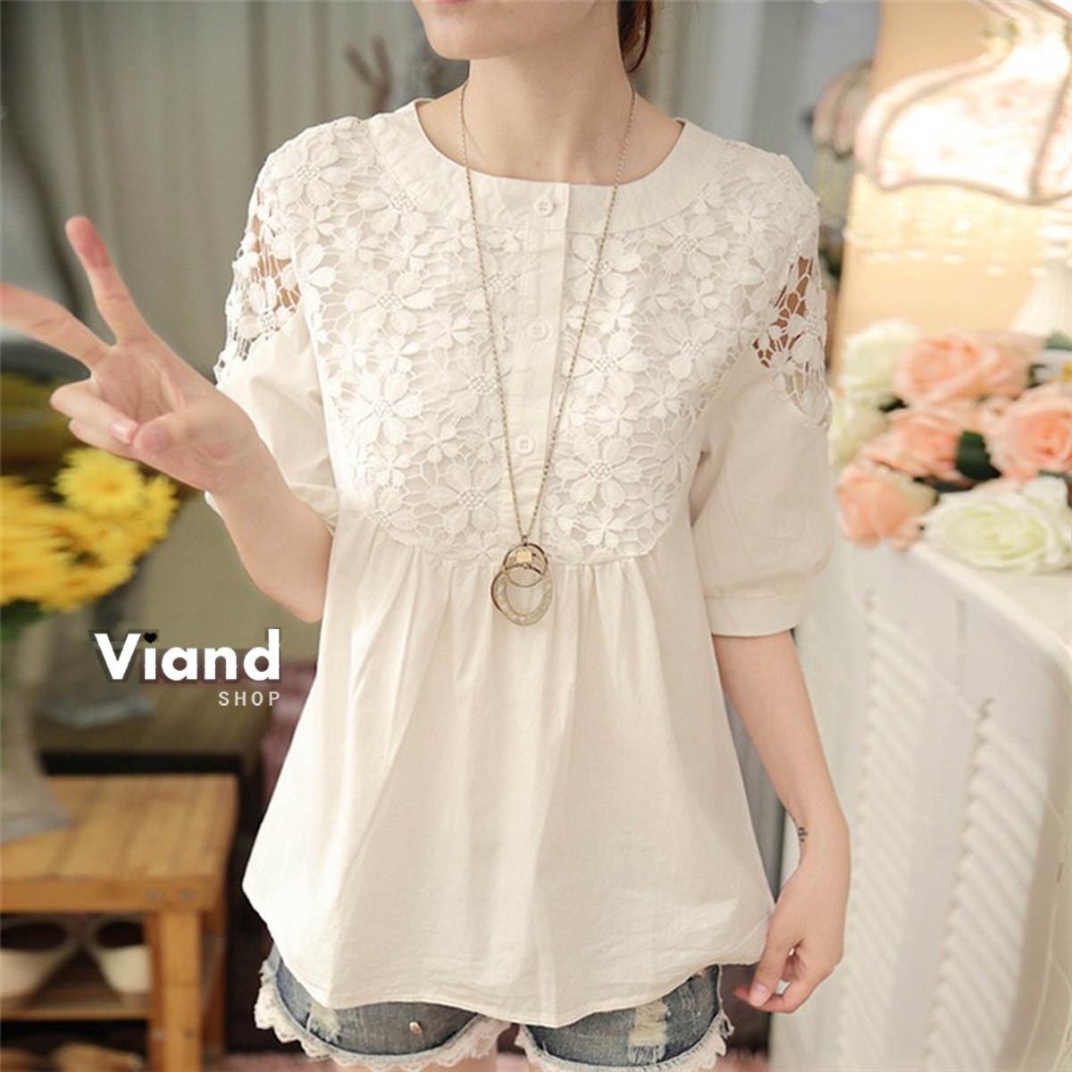 เสื้อเกาหลี พร้อมส่ง เสื้อผ้าฝ้ายบนลูกไม้
