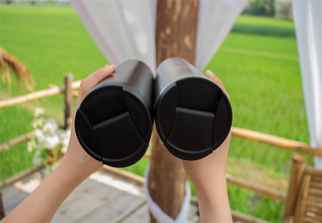 ขวดน้ำเก็บความร้อน ความเย็นแบบฝาสูญญากาศ กันน้ำหกได้ 100 %g เก็บความร้อนเย็นได้นาน ยี่ห้อ Move On ขนาด 16 Oz.