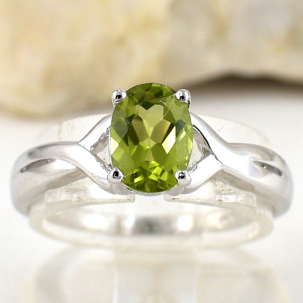 SKJewelryfactory แหวนเงินแท้ฝังพลอยเพอริดอทแท้ น่ารักสุดชิค ER01748-PDT