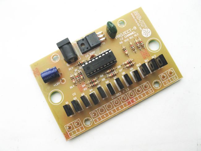 โครงงาน 9 (วงจรไฟวิ่งอัตโนมัติ 12 ช่อง 10 รูปแบบ)