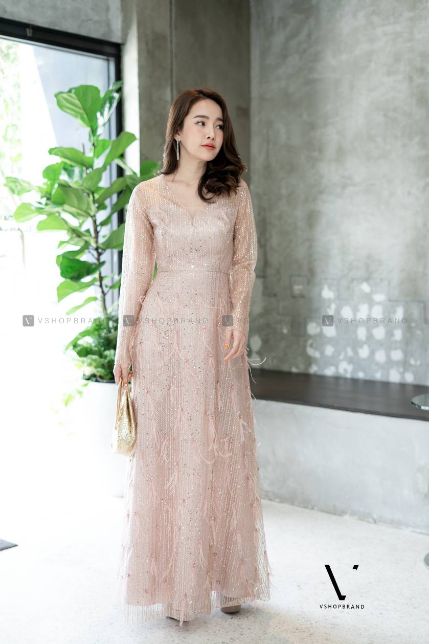 ชุดเดรสเกาหลี พร้อมส่ง แม็กซี่เดรส ออกงานติดกลิตเตอร์