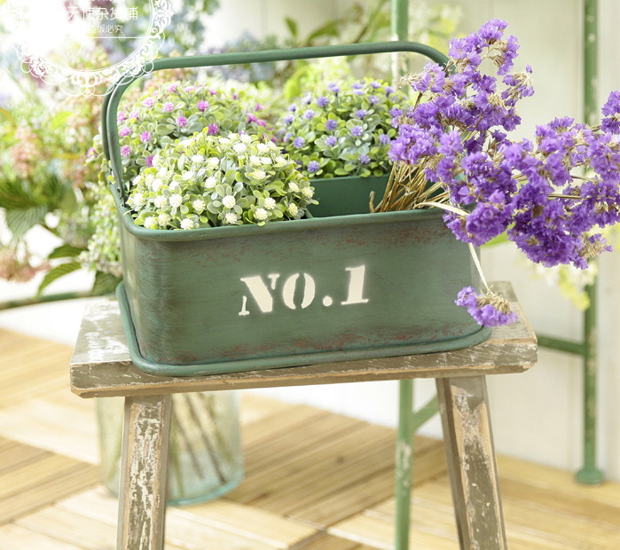 Pre-Order ตระกร้าเหล็ก แบ่งช่อง มีหูหิ้ว ทำสีเก่า Zakka
