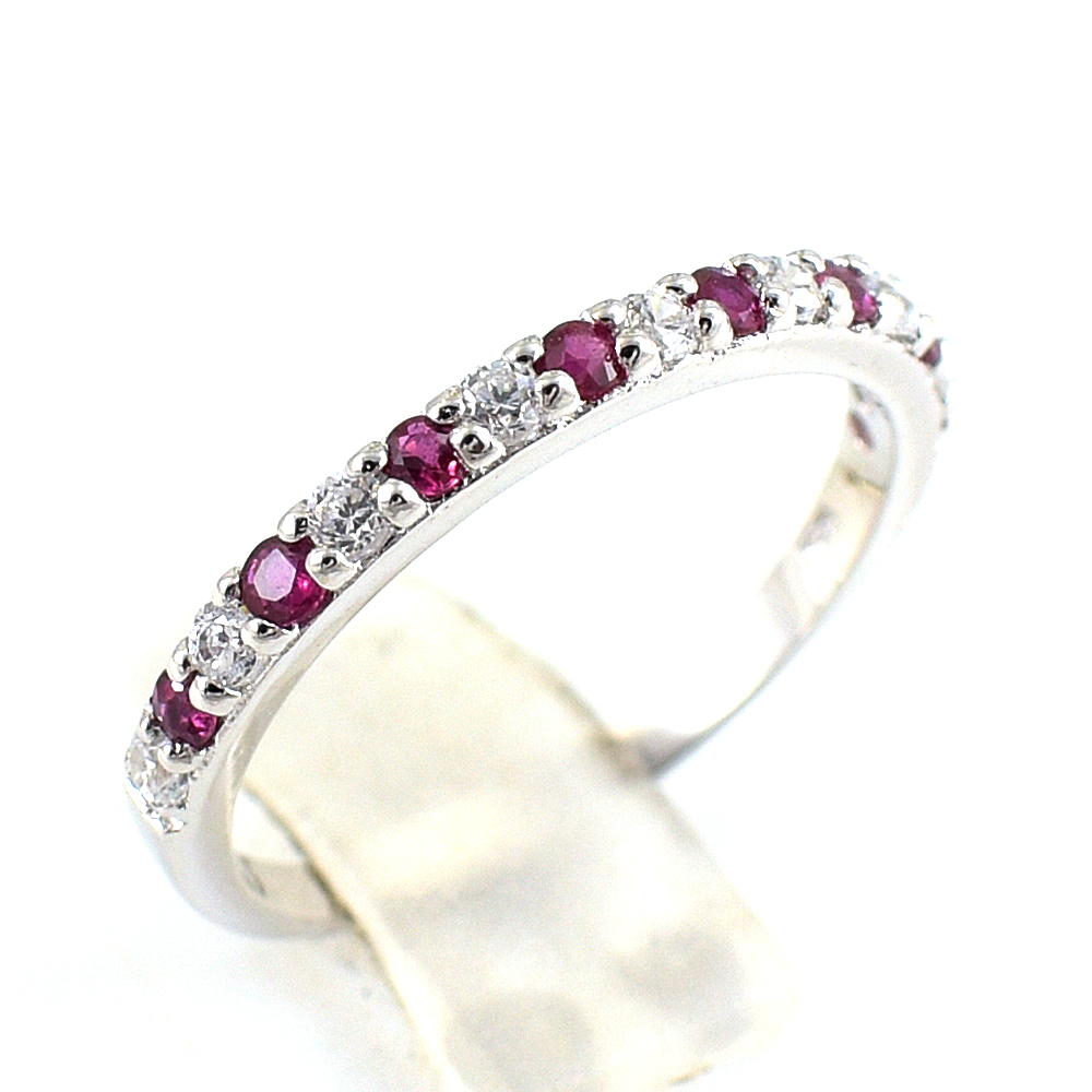 SKJewelryfactory แหวนเงินแท้ 92.5% ฝังพลอยทับทิมแท้ สไตล์เรียบหรู ER01238-RBY2