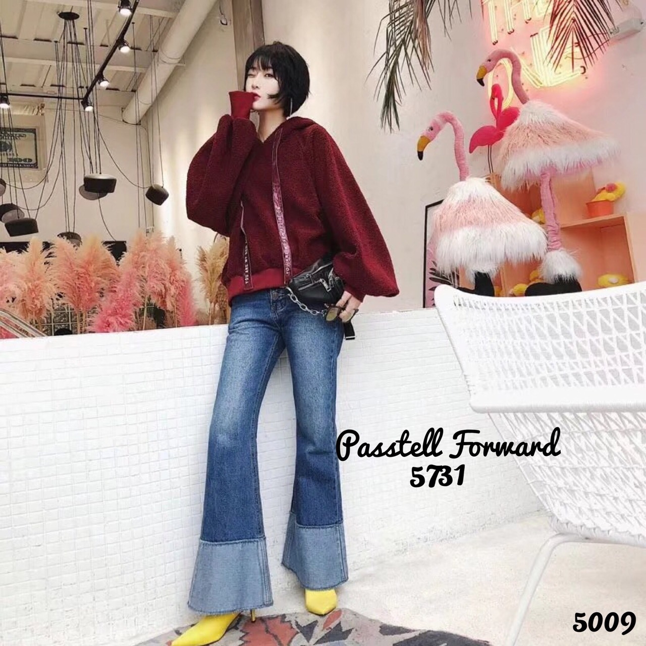 พร้อมส่ง กางเกงยีนขาม้า แต่งขอบล่างทูโทน