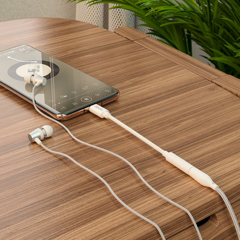 สายแปลงหูฟัง Hoco Adapter Type-C to 3.5mm “LS30” audio converter ใช้กับ ipad ได้
