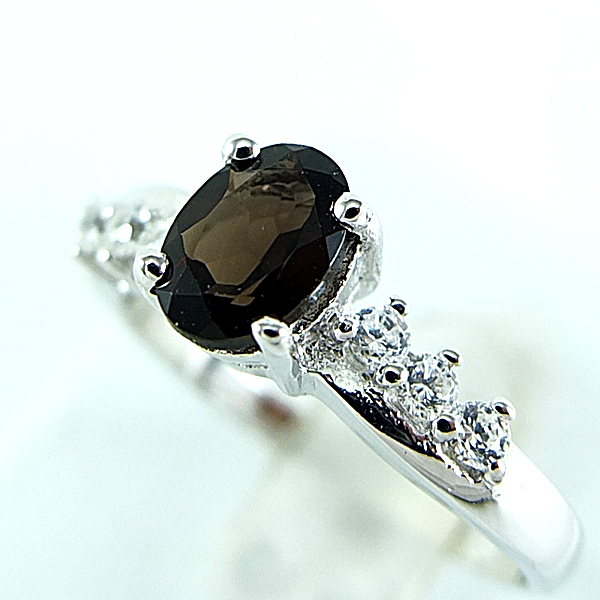 SKJewelryFactory แหวนเงินแท้ 92.5% ฝังพลอยสโมกกี้ควอทซ์แท้ ER01627-SMQ