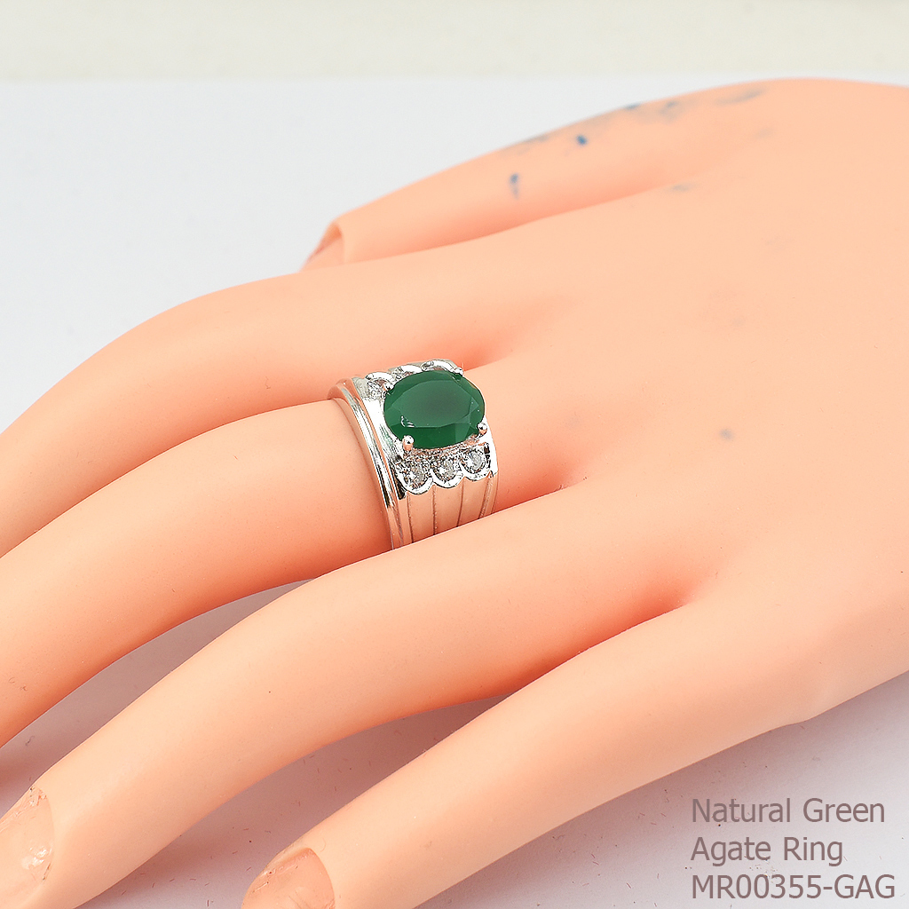 SKJewelryFactory แหวนชาย พลอยแท้สีเขียวมรกต MR00355-GAG