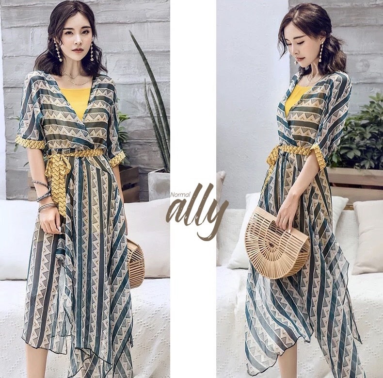 เดรสเกาหลี พร้อมส่ง เดรส คลุมด้วยผ้าชีฟองลายสวย