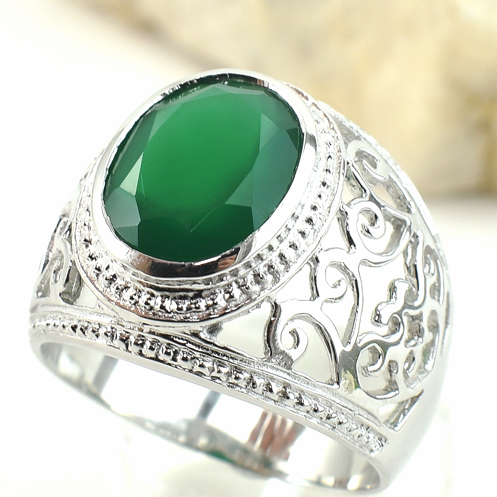 SKJewelryFactory แหวนชาย ฉลุลายด้านข้าง ใส่แล้วไม่อับนิ้ว แหวนพลอยกรีนอะเกทแท้ MR00494-GAG