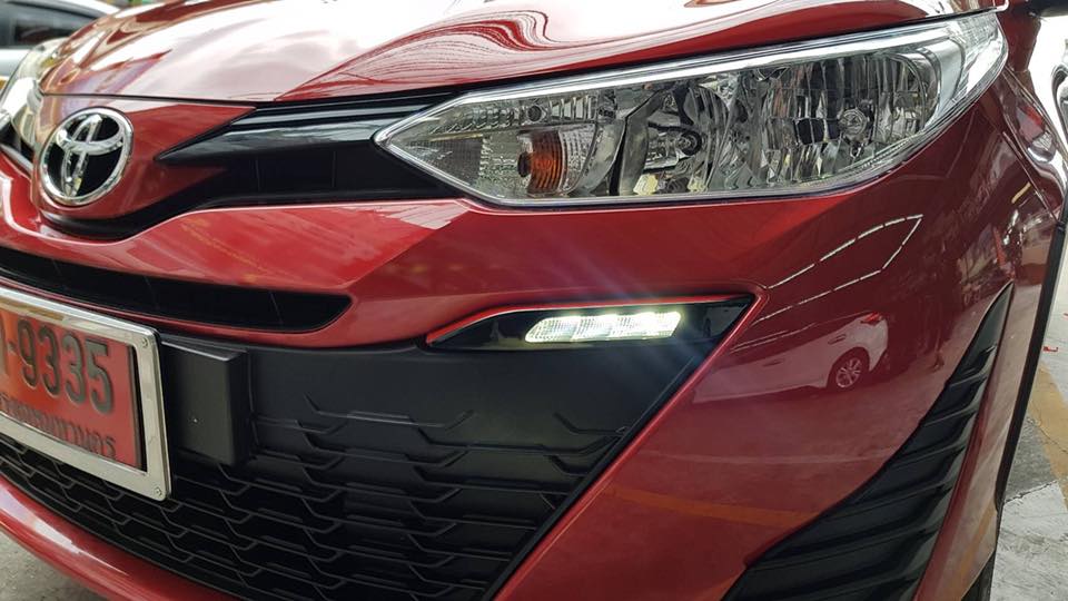 ไฟ DRL New yaris 