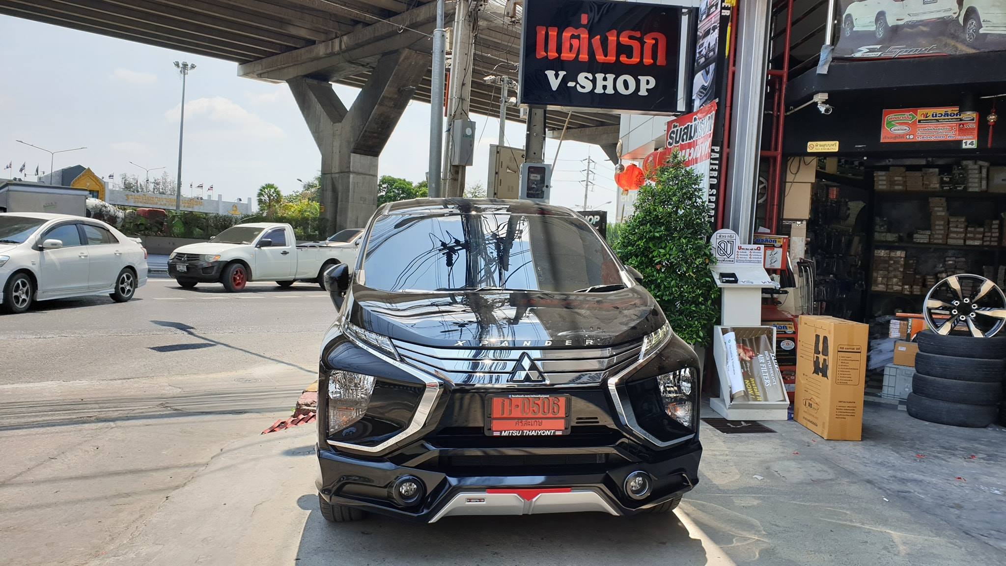 ชุดแต่ง Xpander รุ่น Smart-X 4ชิ้น ( มีท่อใบไม้ )