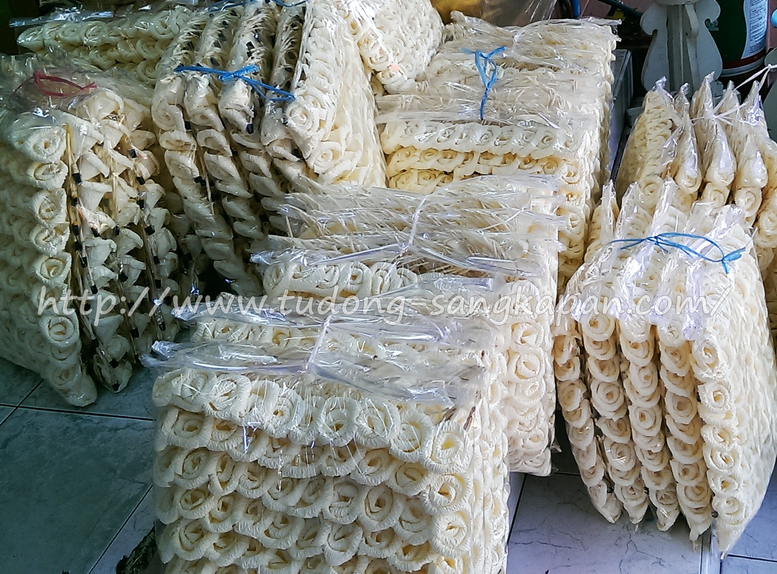 ดอกไม้จันทน์