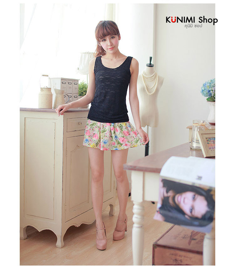  เสื้อกล้ามซับในเต็มตัว ผ้าลายลูกไม้ทั้งตัว ด้านหน้ามีซับอีกชั้น ด้านหลังเป็นผ้าลูกไม้ซีทรู ผ้ายืดใส่สบาย สวย เซ็กซี่มากคะ จะใส่เดี่ยวๆ หรือ จะใส่ชุดกับเสื้อคลุมอีกตัวก็ดูดีคะ ขนาด : FREE SIZE มี 3 สี : ขาว ดำ ครีม