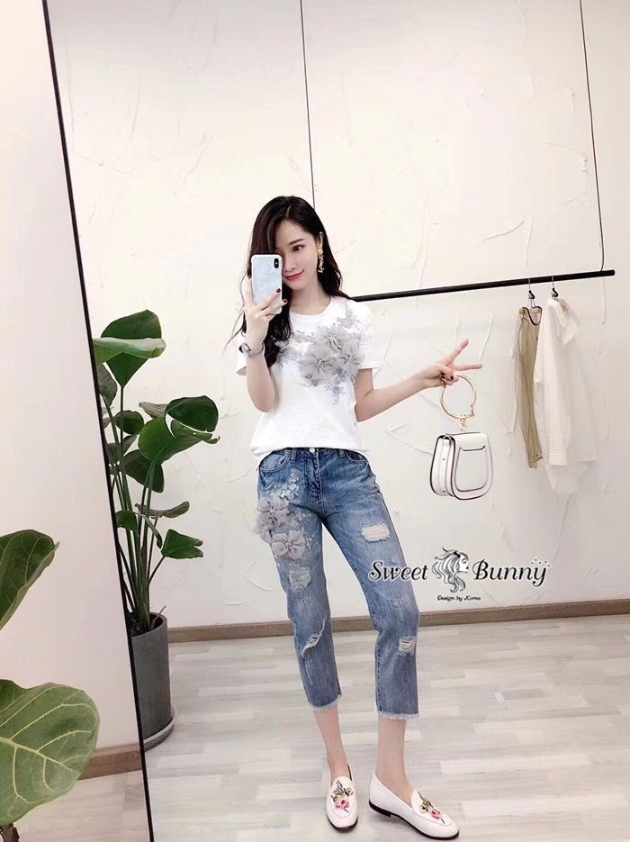 เสื้อผ้าแฟชั่น พร้อมส่ง เสื้อผ้ายืด Cotton + ผ้ายีนส์แท้