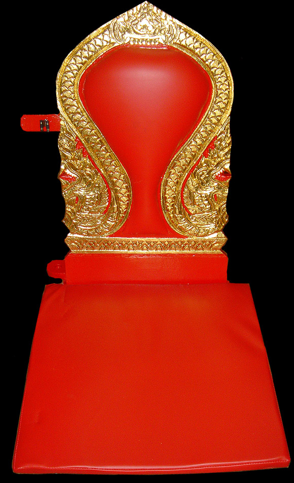 อาสนะพญานาค